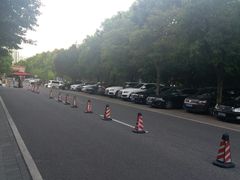 -星河湾商业街地面停车场