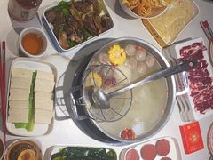 -八合里牛肉火锅(上海世茂广场店)