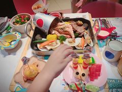 -水桶王国主题餐厅·聚会·生日派对·亲子活动·家庭套餐(亚龙湾希尔顿店)