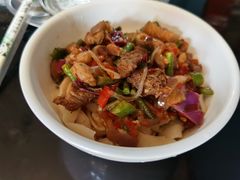 -烤肉小伙烤肉店