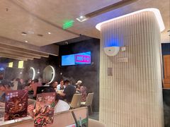 -左庭右院鲜牛肉火锅(金山万达店)