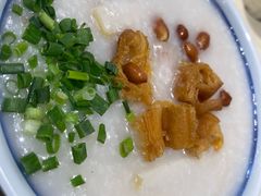 金牌艇仔粥-香港池仔记肠粉王(博多新记襄阳南路店)