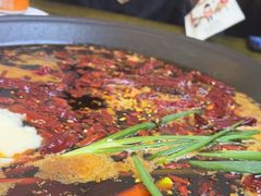 -黄潇洒老火锅(九眼桥宏济巷店)
