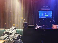 -最先生·烧烤·火锅·音乐聚会餐厅(大悦城店)