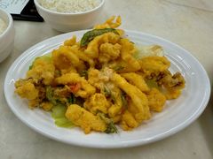蛋黄鱿鱼-新峰肉骨茶(总店)