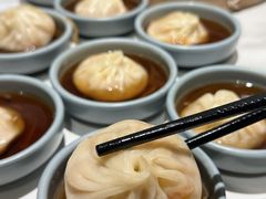 -馋三尺蟹粉小笼(人民广场店)