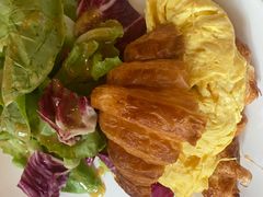 -Common Table · Brunch & Coffee