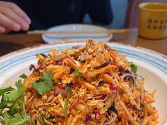 -喝丢一只鞋海鲜烧烤·海肠捞饭(市场店)