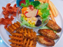 -丽莎沙拉轻食餐厅(国贸店)