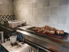 徐亮特色烤猪蹄-徐亮烤蹄(建设路店)