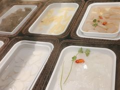 -尚品海鲜肥牛自助火锅(湖明店)