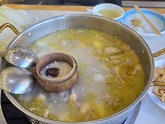 -朴小妹人参鸡汤火锅(长白山万达店)