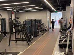 -乐刻运动健身(同曦假日百货店)