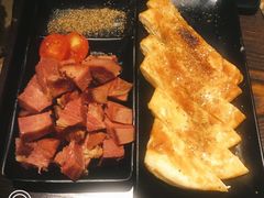 烤牛舌-The Cheebat 锌吧·Bistro(体育西店)