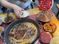 -赵美丽·重庆社区火锅·直营店(火车东站·中豪国际店)