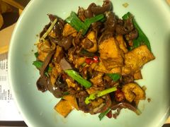 -关东小磨东北菜(上海长风大悦城店)