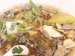 -三顾冒菜(万达店)