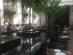大堂-食间牛排(湖西路店)