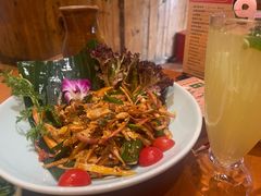 -老滇山寨•云南特色菜•地方菜•民族风情歌舞表演(金碧店)