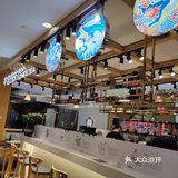 一共去了两次，一次是充值第一杯免费，一次是买一送一