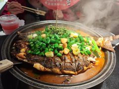 -辣尚瘾·烤鱼·新川菜(牡丹园直营店)