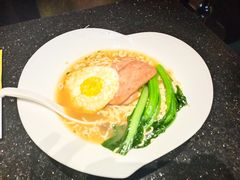 -K+全国连锁KTV(绿地缤纷天地店)