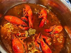 红烧牛肉小龙虾面-京悦南门涮羊肉·羊蝎子火锅(田林路店)