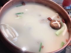 -三人行骨头王火锅(长寿店)
