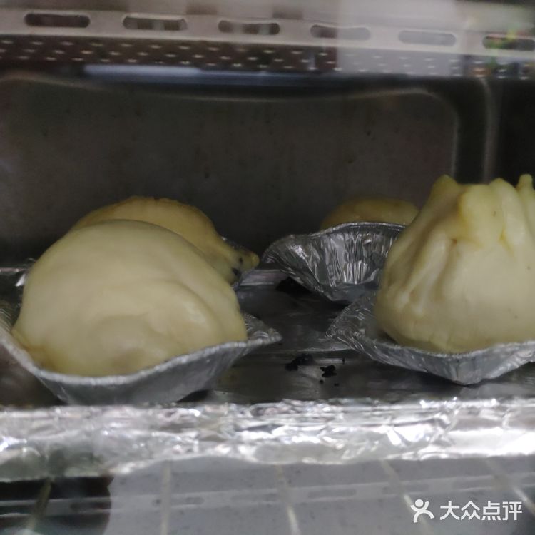 今天是元宵节，光吃煮的吃腻了，来一个元宵蛋挞酥吧