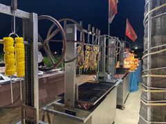 -亚龙湾希尔顿自助餐厅·海鲜·烧烤·沙滩BBQ·现场乐队