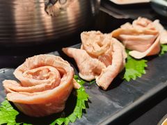-鲜入唯煮·港式海鲜牛肉火锅(金宝街店)
