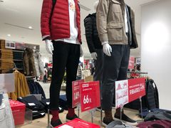 -优衣库(郑州二七万达广场店)