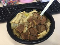 牛肉烩饭-花家怡园