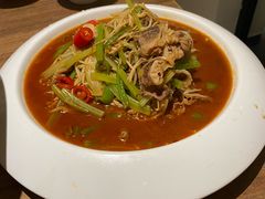 酸汤肥牛-将相和·海鲜蒸饺大连菜