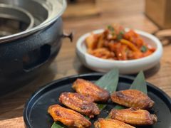 -明洞阿姨·韩式酱蟹烤肉·创意料理(三元桥店)