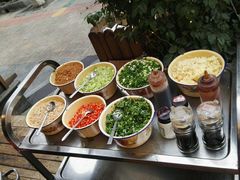-拈签一笑黄牛肉辣卤串串
