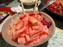 草莓绵绵冰-李火辣老火锅(长寿路店)