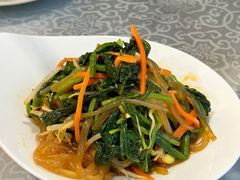 -汗腾格里·风味餐厅(新疆驻京办店)
