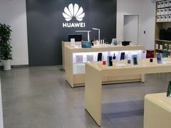 -华为授权体验店(万航渡路)