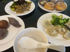 -碧涛阁·泡泡海洋·汤泉洗浴(王府花园店)