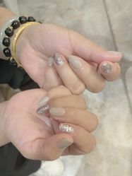 -桃色美甲沙龙