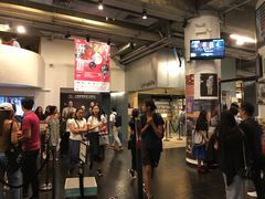 -百老汇电影中心(油麻地店)