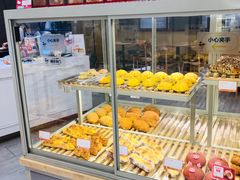 面包甜点陈列柜-BreadTalk面包新语·烘焙蛋糕(广州白云五号店)