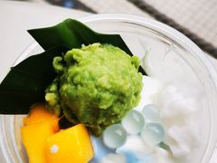 藻蓝蛋白椰子芒果胶原爆珠冷粹-Blueglass酸奶(上生新所店)