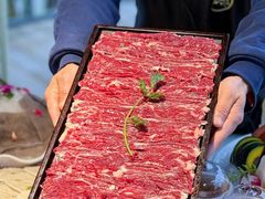 -茅草房·河畔园林火锅