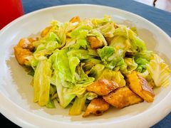 包包菜炒馕-伊带伊路新疆美食府(呼家楼店)