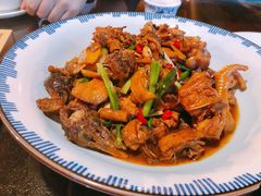 -二厨·吊桥小院·脆皮烧鸡公·本地农家菜(沿江西路店)