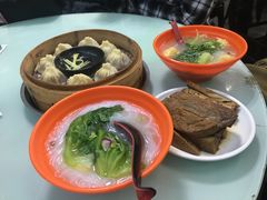 鲜肉小汤包-食惠里小笼包面馆(越秀店)