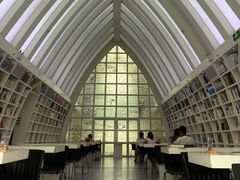 -钟书阁(松江泰晤士小镇店)