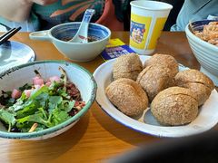 -包整·丝娃娃(一览甲秀楼风景店)